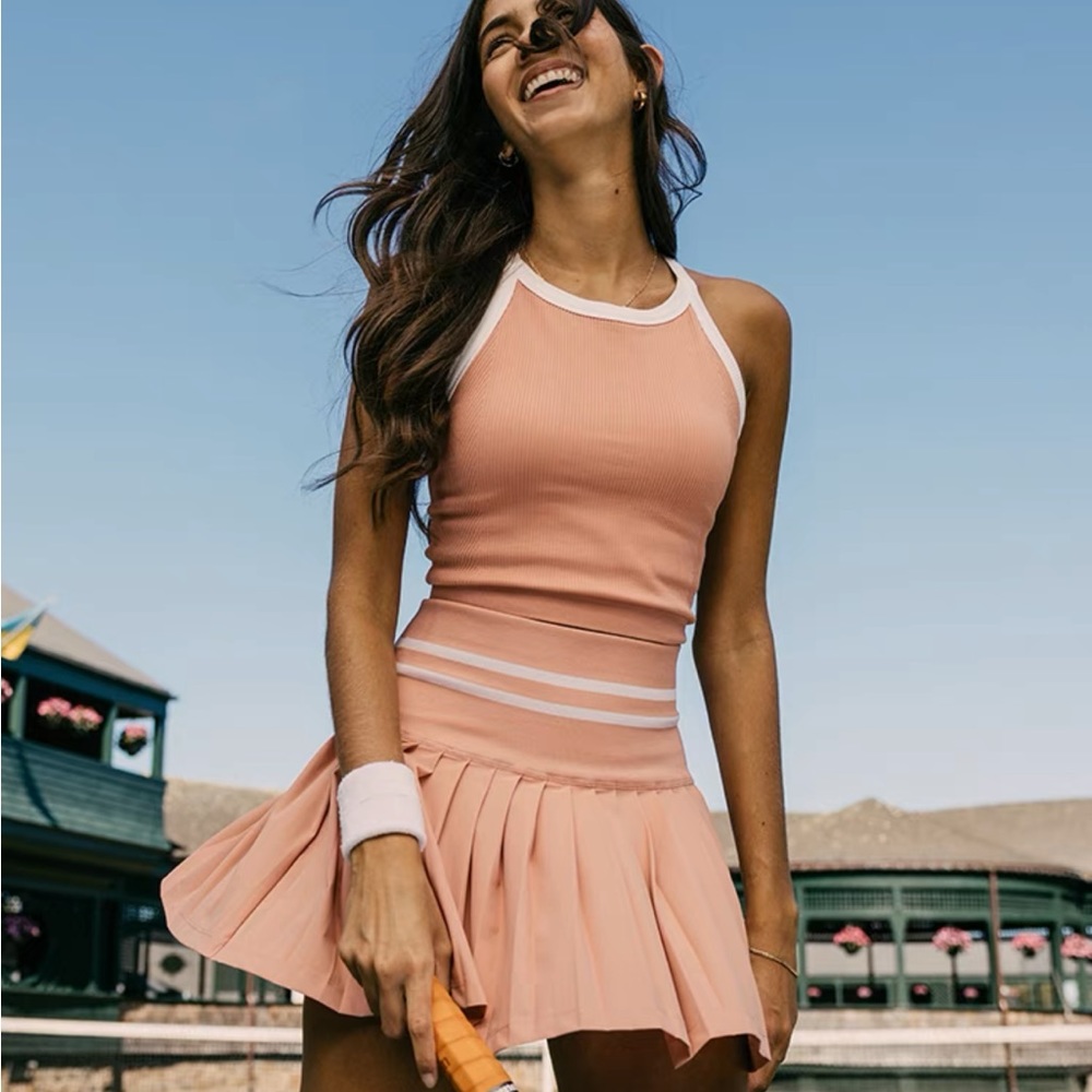 ALMOST NEW Wilson ON THE DAILY BRAMI bra tennis sport racerback top